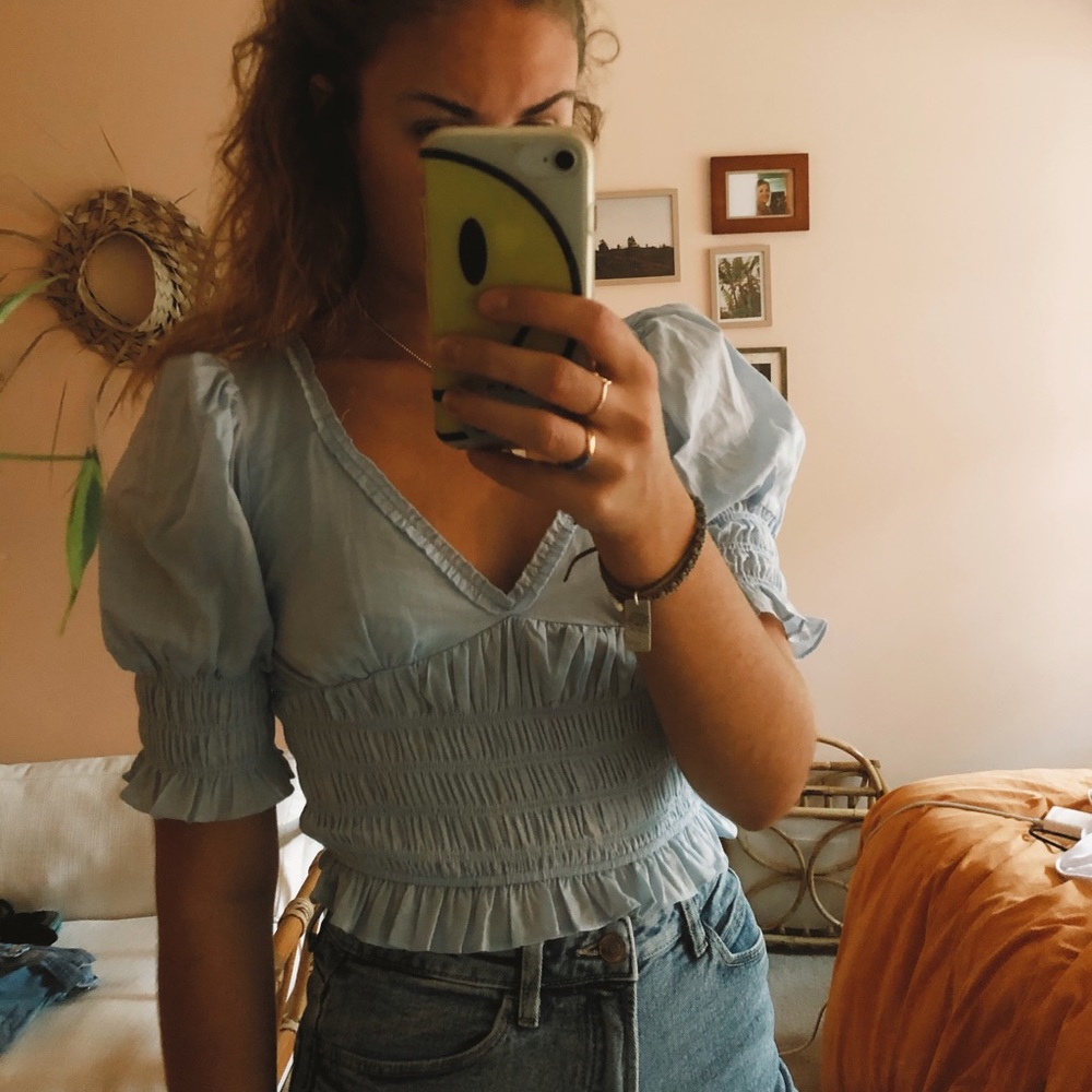 blue blouse
